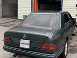 Mercedes-Benz E 230 1989 года за 1 100 000 тг. в Алматы