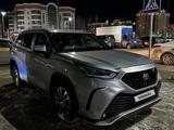 Toyota Highlander 2023 года за 23 000 000 тг. в Актобе – фото 5