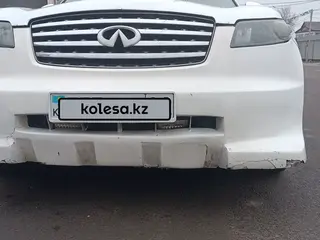 Infiniti FX35