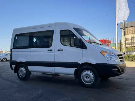 JAC  Sunray микроавтобус 8 + 1 мест В наличии 2026 года за 16 100 000 тг. в Шымкент