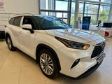 Toyota Highlander Luxe 2025 года за 43 790 000 тг. в Астана – фото 3
