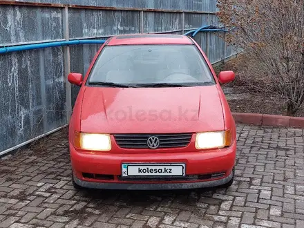 Volkswagen Polo 1997 года за 750 000 тг. в Алматы