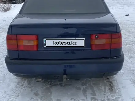 Volkswagen Passat 1994 года за 2 100 000 тг. в Уральск – фото 2