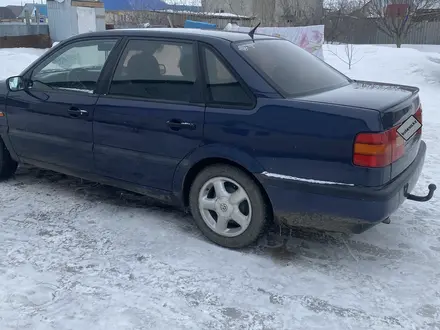 Volkswagen Passat 1994 года за 2 100 000 тг. в Уральск – фото 4