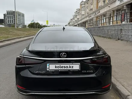 Lexus ES 250 2022 года за 20 000 000 тг. в Астана – фото 7