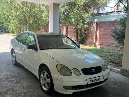 Lexus GS 300 1998 года за 2 600 000 тг. в Алматы
