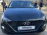 Hyundai Accent 2021 года за 6 450 000 тг. в Уральск