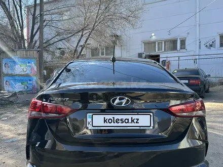 Hyundai Accent 2021 года за 6 450 000 тг. в Уральск – фото 4