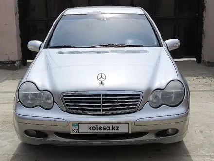 Mercedes-Benz C 200 2001 года за 3 800 000 тг. в Актау