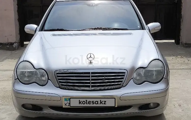Mercedes-Benz C 200 2001 годаүшін3 800 000 тг. в Актау
