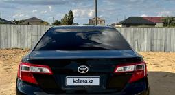 Toyota Camry 2013 года за 5 000 000 тг. в Атырау – фото 4