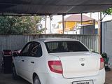 ВАЗ (Lada) Granta 2190 2013 годаүшін1 050 000 тг. в Актобе – фото 2