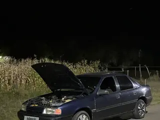 Opel Vectra, 1990