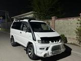 Mitsubishi Delica 2002 года за 7 800 000 тг. в Алматы – фото 2