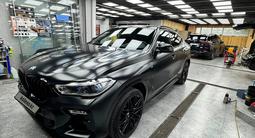 BMW X6 2021 года за 37 500 000 тг. в Астана
