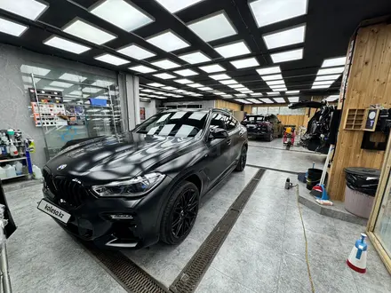 BMW X6 2021 года за 37 500 000 тг. в Астана – фото 5
