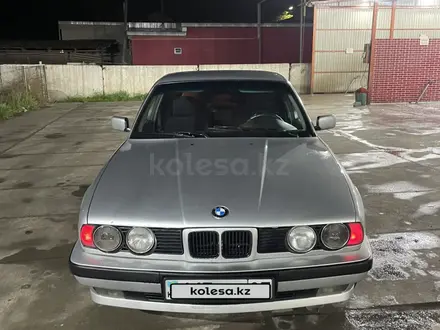 BMW 525 1994 года за 3 000 000 тг. в Шу – фото 7