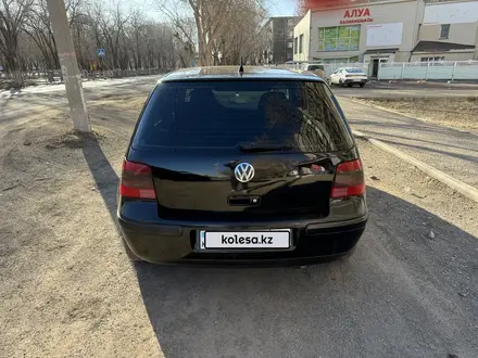 Volkswagen Golf 2001 года за 1 850 000 тг. в Караганда – фото 5