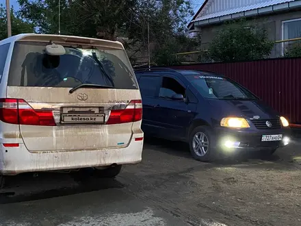 Volkswagen Sharan 2002 года за 2 800 000 тг. в Актобе – фото 5