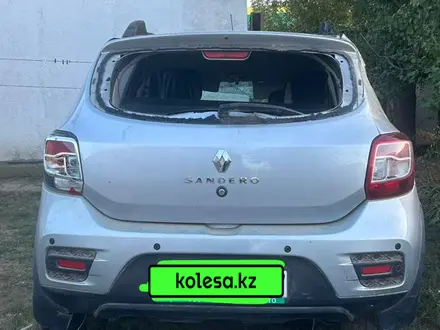 Renault Sandero Stepway 2021 года за 3 000 000 тг. в Уральск – фото 2