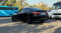 Toyota Camry 2017 годаүшін10 200 000 тг. в Алматы – фото 4