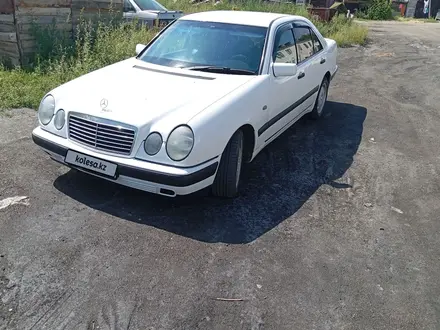 Mercedes-Benz E 230 1996 года за 1 500 000 тг. в Астана – фото 2