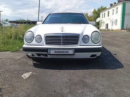 Mercedes-Benz E 230 1996 года за 1 500 000 тг. в Астана