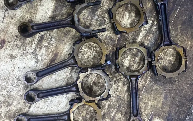 Шатуны na vq45 за 1 000 тг. в Алматы