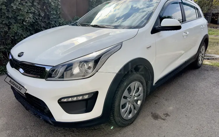 Kia Rio X-Line 2020 года за 6 500 000 тг. в Алматы