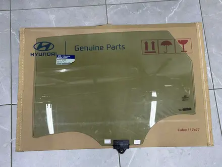 Стекло двери Hyundai 2023 ORIGINAL за 160 000 тг. в Алматы