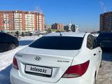 Hyundai Solaris 2014 годаүшін5 100 000 тг. в Актобе – фото 2