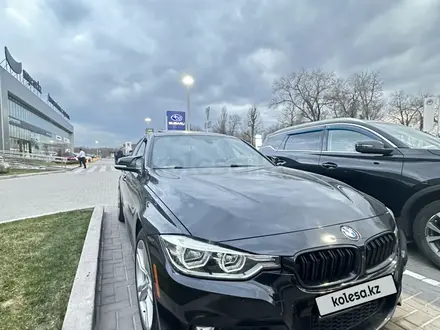 BMW 330 2018 годаүшін12 300 000 тг. в Алматы – фото 9