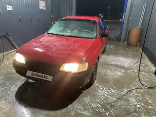 Toyota Carina E