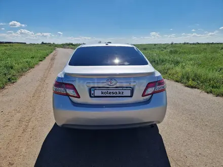 Toyota Camry 2011 года за 6 100 000 тг. в Астана – фото 4