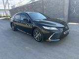 Toyota Camry 2024 года за 14 600 000 тг. в Алматы