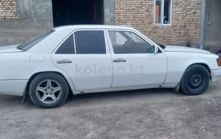 Mercedes-Benz E 230 1990 года за 650 000 тг. в Алматы