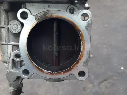 Дроссельная заслонка н Nissan MR двигатель за 3 000 тг. в Алматы – фото 2