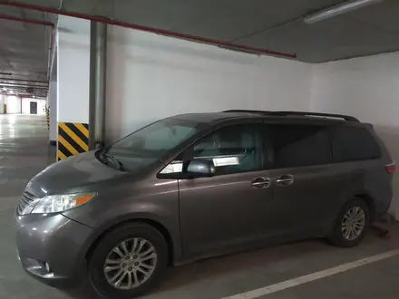 Toyota Sienna 2017 года за 9 500 000 тг. в Астана – фото 3