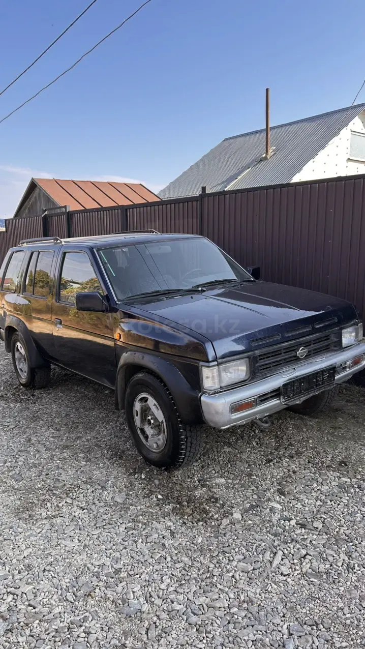 Nissan Terrano, 1995