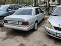 Mercedes-Benz E 220 1993 года за 1 200 000 тг. в Алматы – фото 5