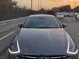 Hyundai Sonata 2022 года за 12 900 000 тг. в Алматы – фото 2