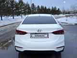 Hyundai Solaris 2018 года за 5 500 000 тг. в Астана – фото 5