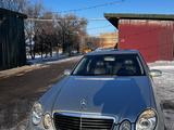 Mercedes-Benz E 200 2003 годаfor4 000 000 тг. в Тараз – фото 2