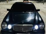 Mercedes-Benz E 230 1996 года за 2 800 000 тг. в Актобе – фото 3