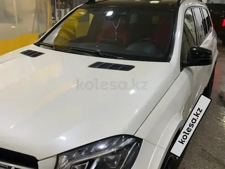 Mercedes-Benz GLS 63 AMG 2016 года за 39 100 000 тг. в Астана – фото 11