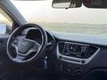 Hyundai Accent 2017 года за 5 700 000 тг. в Атырау – фото 5