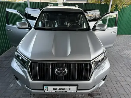 Toyota Land Cruiser Prado 2021 года за 23 950 000 тг. в Алматы – фото 13