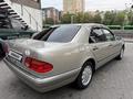 Mercedes-Benz E 240 1998 года за 5 000 000 тг. в Алматы – фото 4