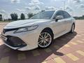 Toyota Camry 2020 года за 14 600 000 тг. в Костанай – фото 3