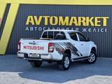 Mitsubishi L200 2020 года за 9 900 000 тг. в Актобе – фото 3